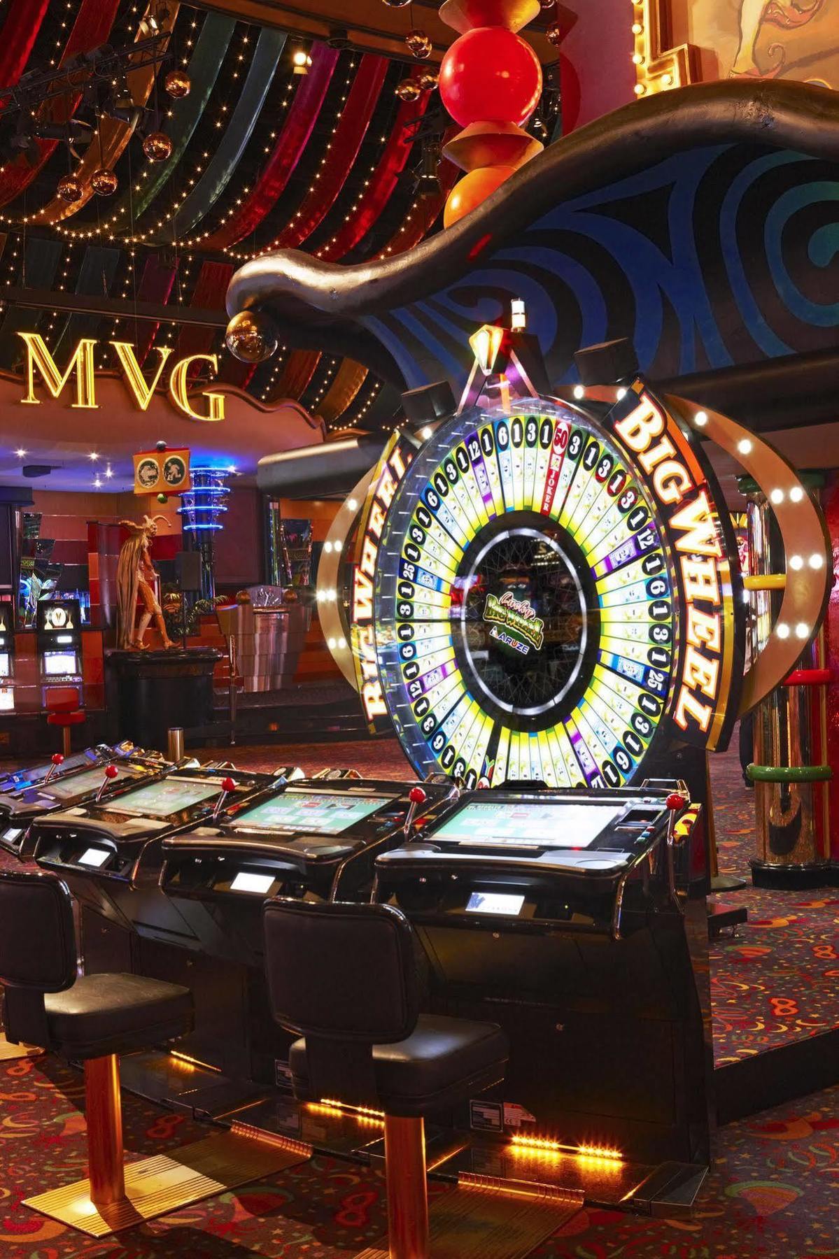 Carnival Club Hotel Johannesburg Buitenkant foto