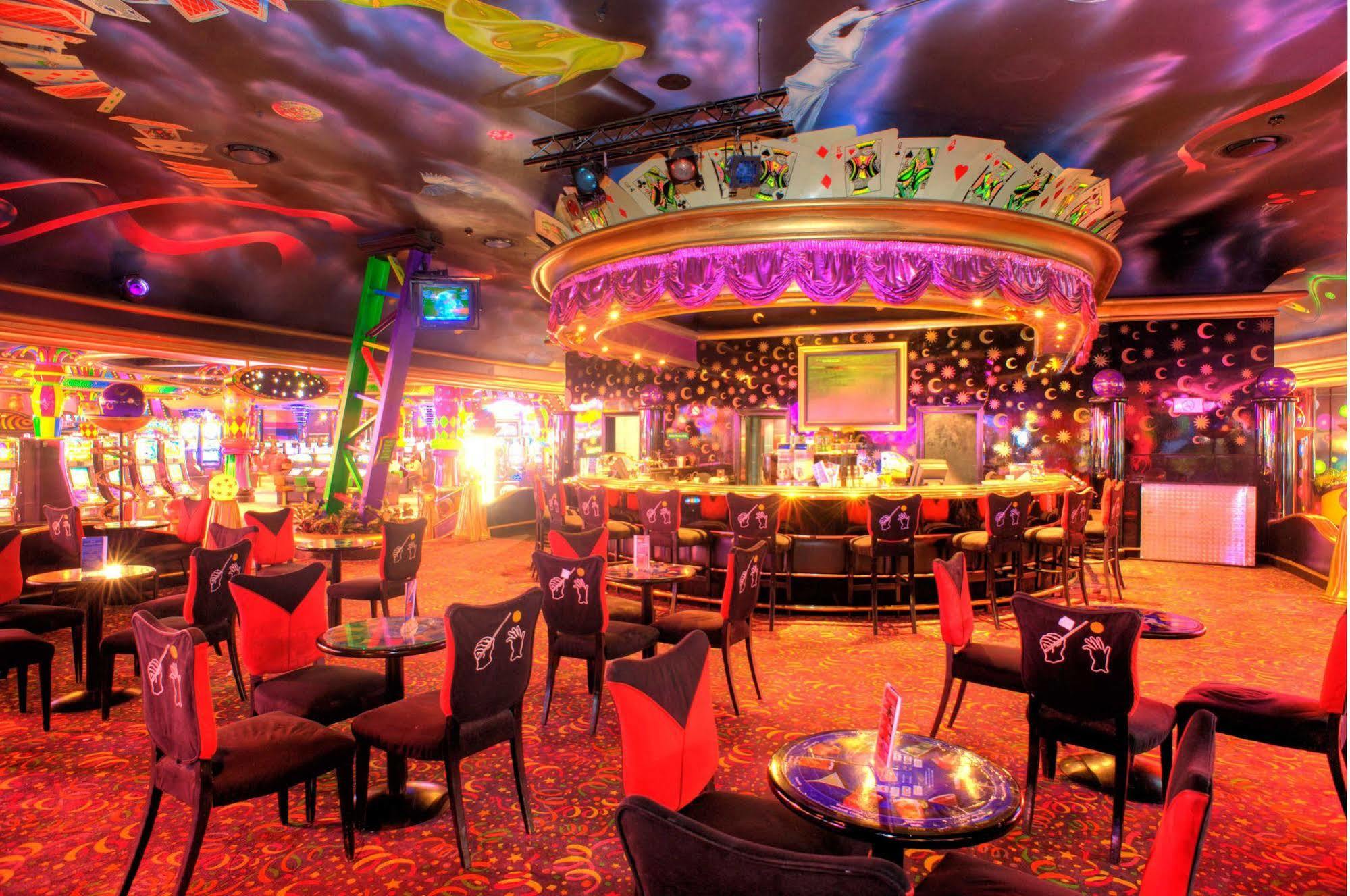 Carnival Club Hotel Johannesburg Buitenkant foto