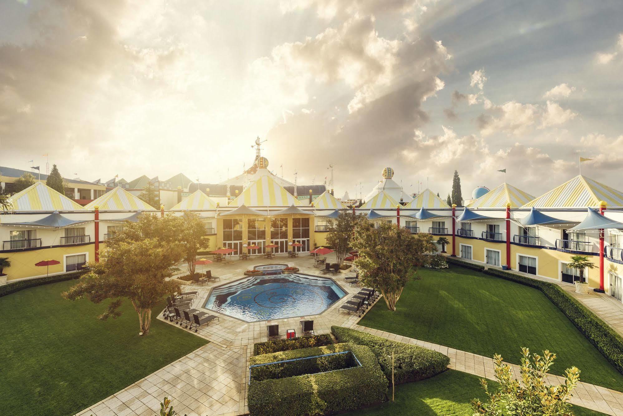Carnival Club Hotel Johannesburg Buitenkant foto